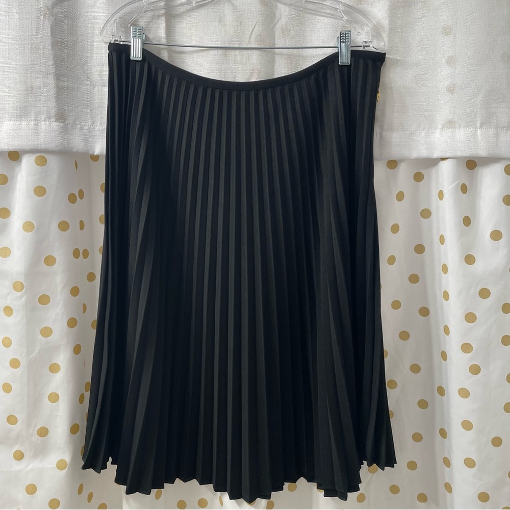 Black Pleated Skirt